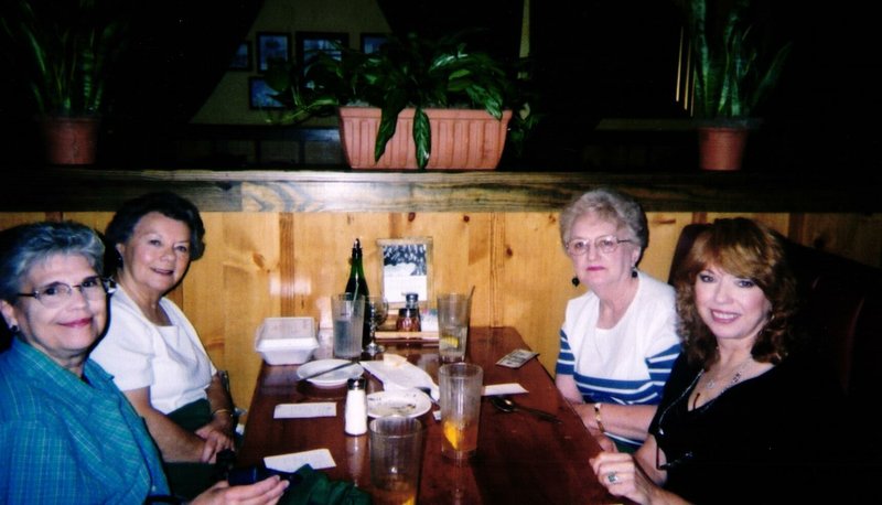 Beth Welch - Photo 30