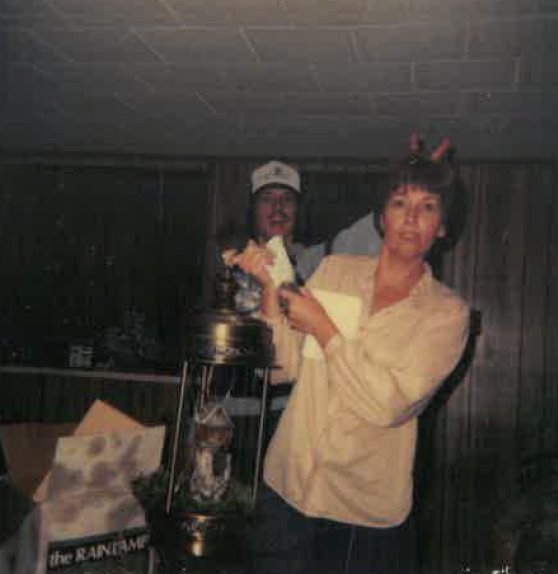 Joyce Victoria Burton - Photo 11