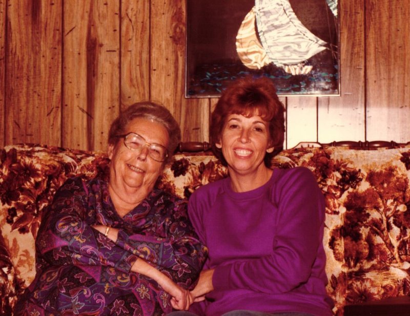 Joyce Victoria Burton - Photo 38