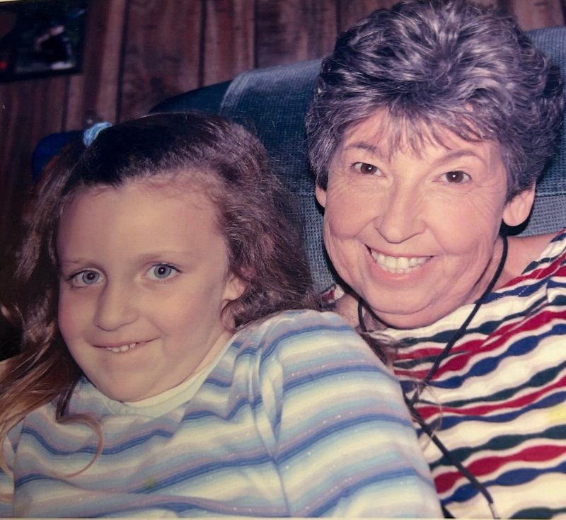 Joyce Victoria Burton - Photo 41