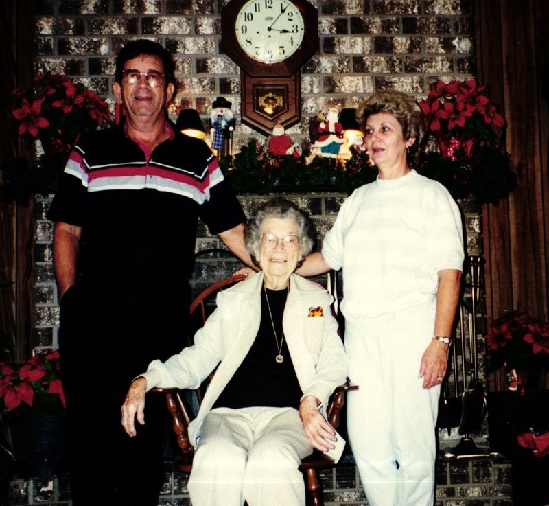 Joe R. Kelley - Photo 82