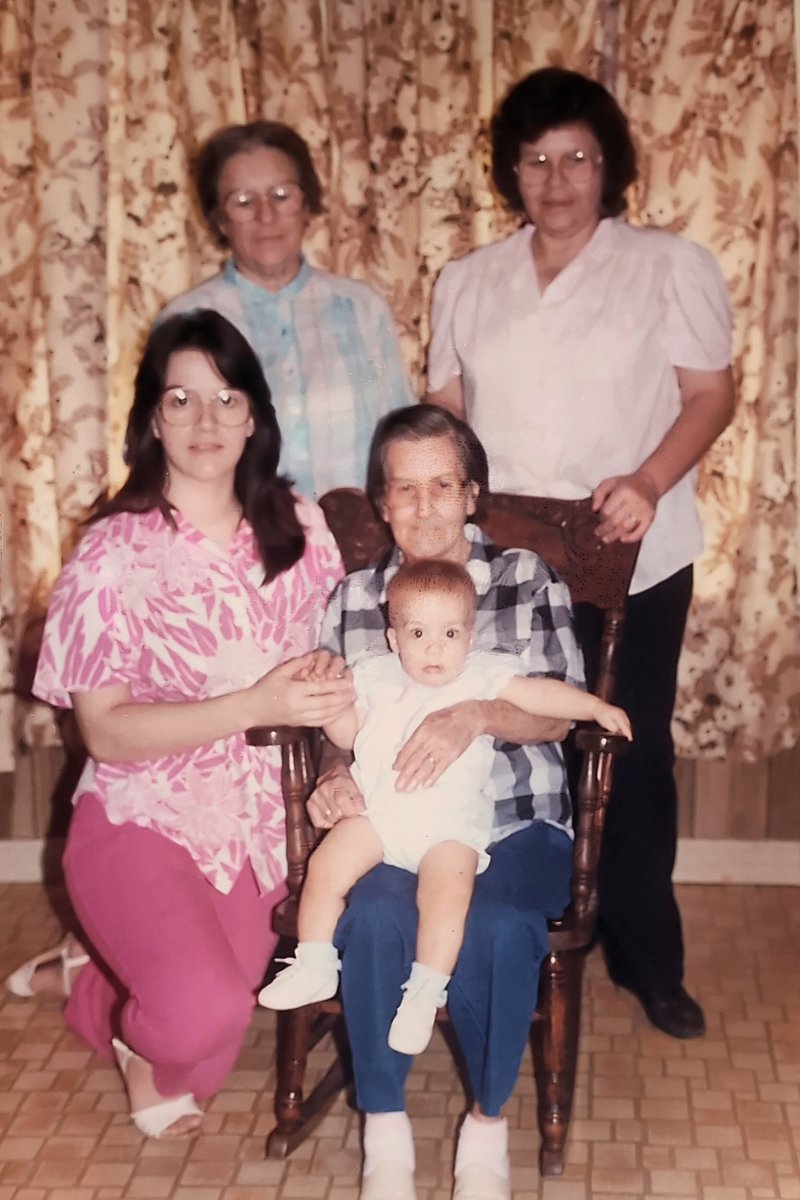 Mary Ann Callahan - Photo 27