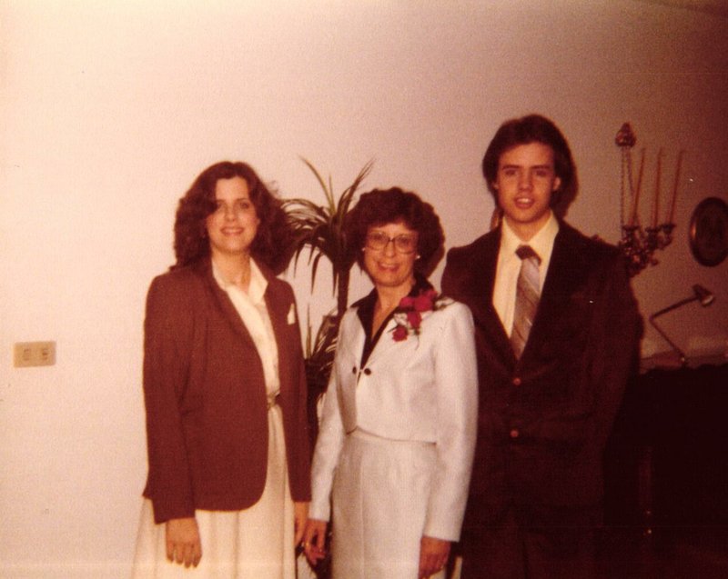 Anita Janeanne King - Photo 88