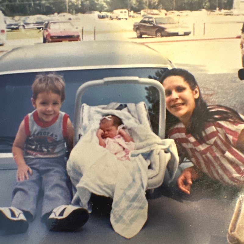 Ann Gonzales - Photo 4