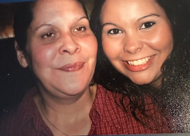 Ann Gonzales - Photo 13