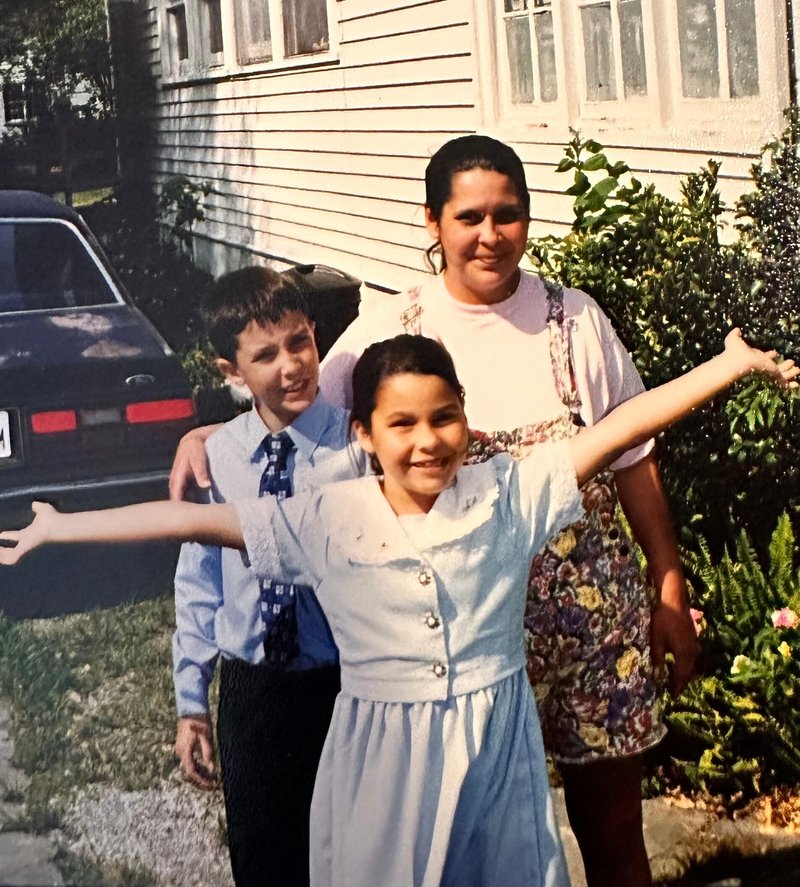 Ann Gonzales - Photo 14