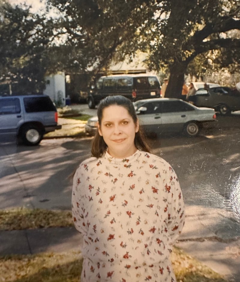 Ann Gonzales - Photo 16