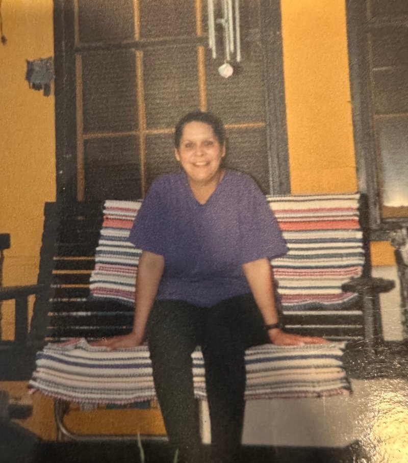 Ann Gonzales - Photo 21