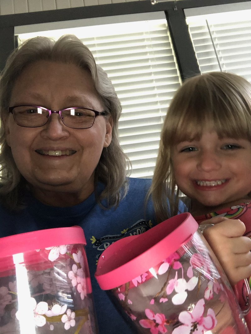 Helen Louise Hembd - Photo 13