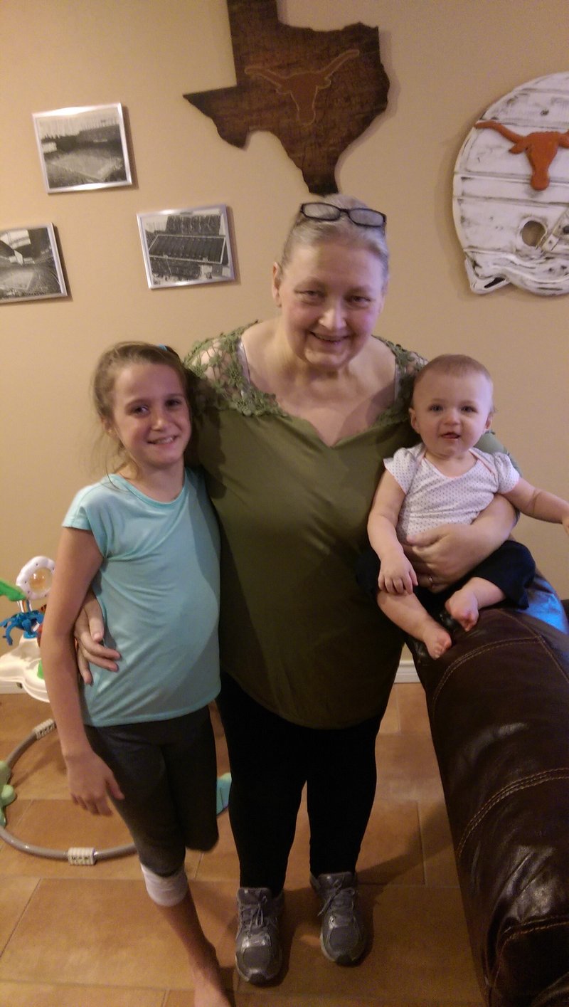 Helen Louise Hembd - Photo 15