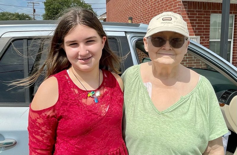 Helen Louise Hembd - Photo 30