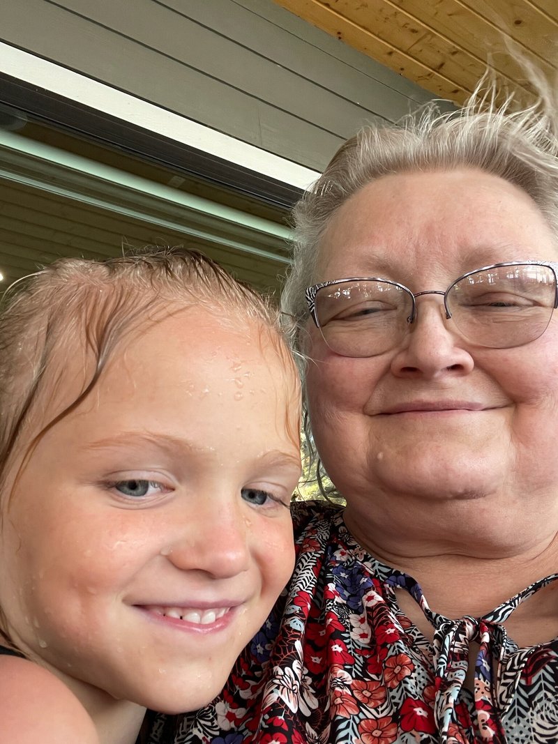 Helen Louise Hembd - Photo 46