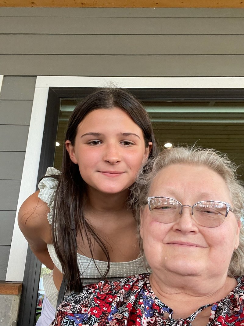 Helen Louise Hembd - Photo 47