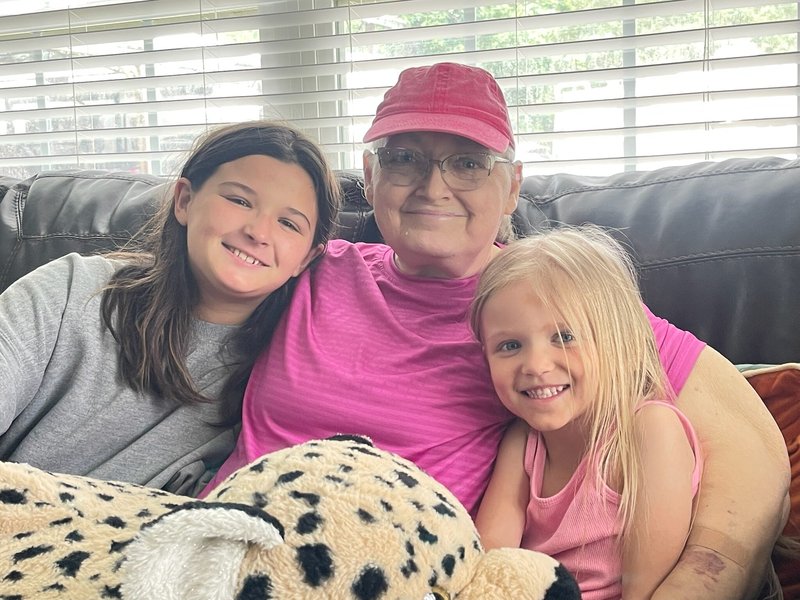 Helen Louise Hembd - Photo 57