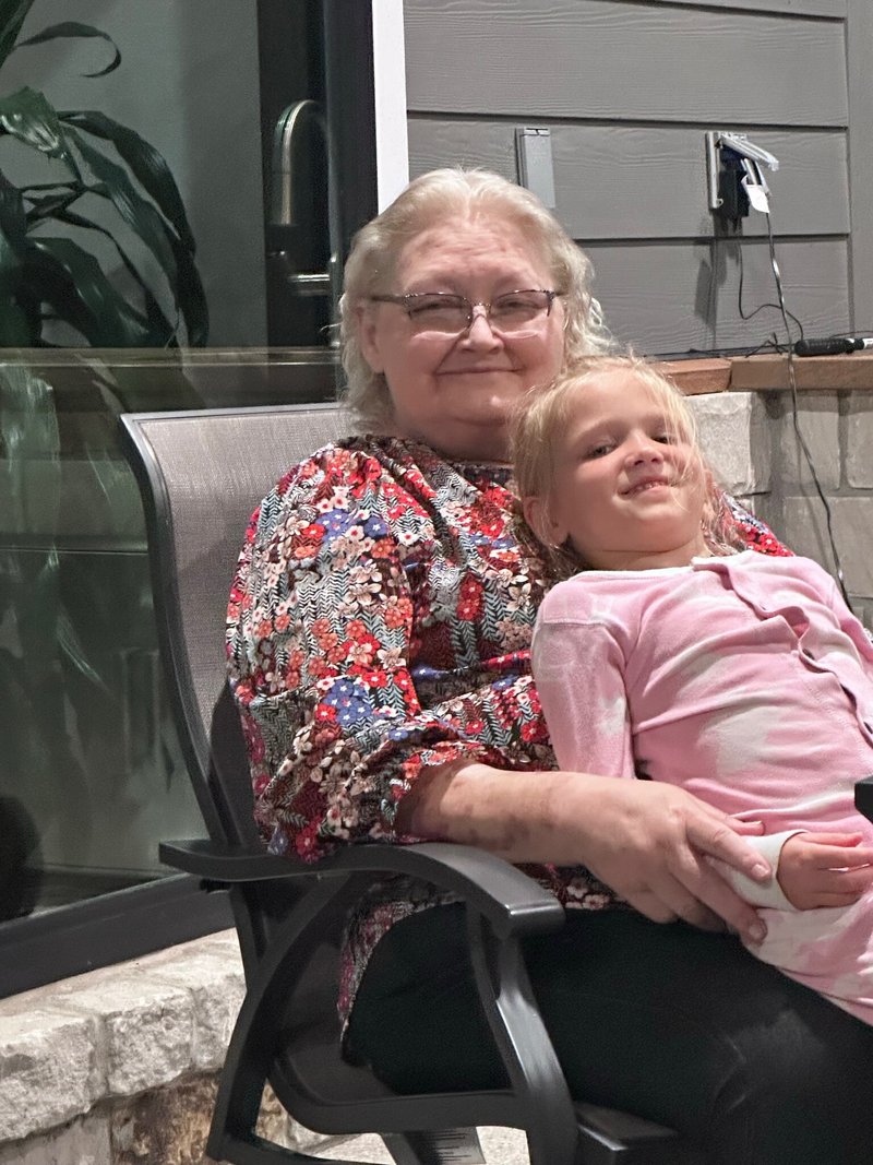 Helen Louise Hembd - Photo 106