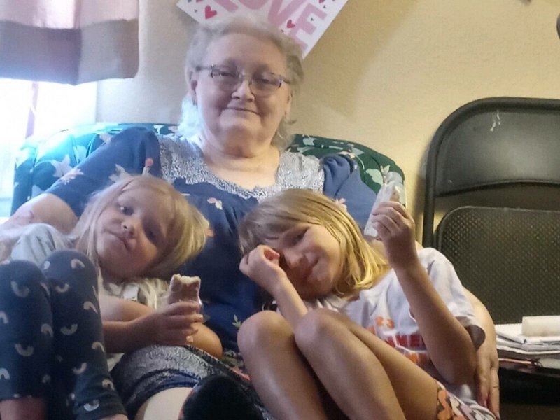 Helen Louise Hembd - Photo 116