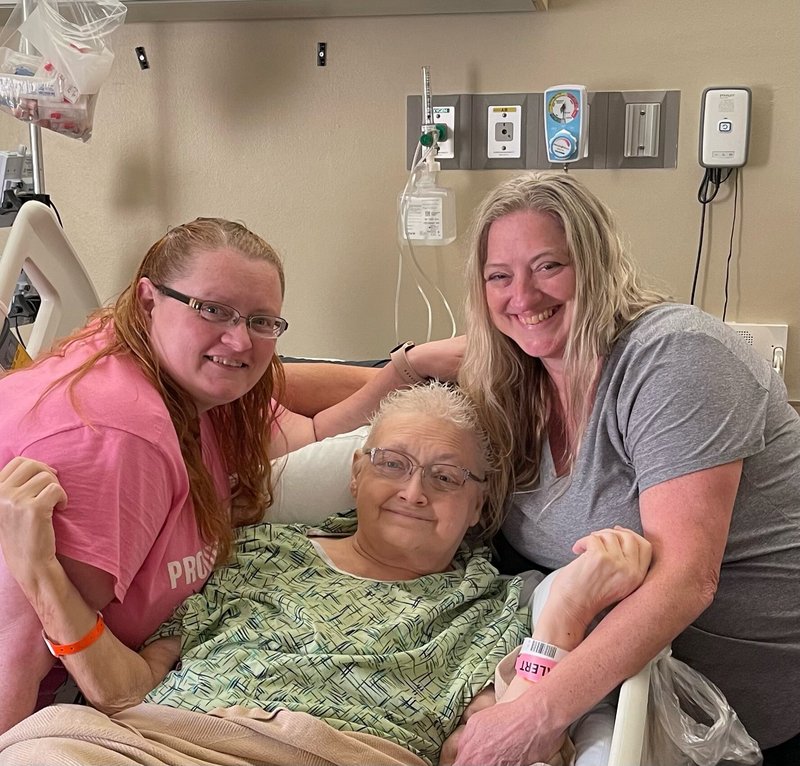 Helen Louise Hembd - Photo 141