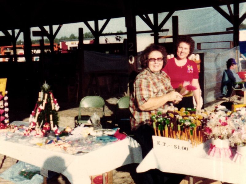 Linda Faye Bielecki - Photo 32