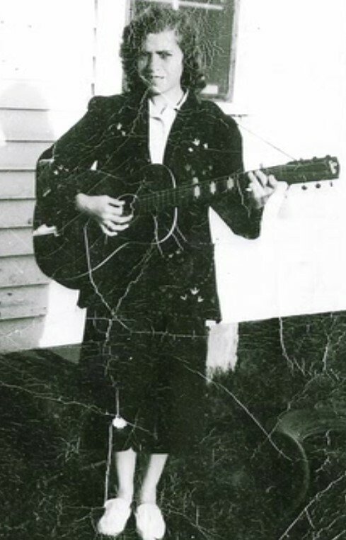 Katherine Iola Perry-Zirlott - Photo 26