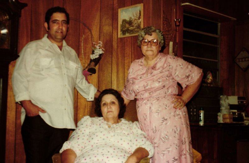 Roger Phillip Holsomback - Photo 39