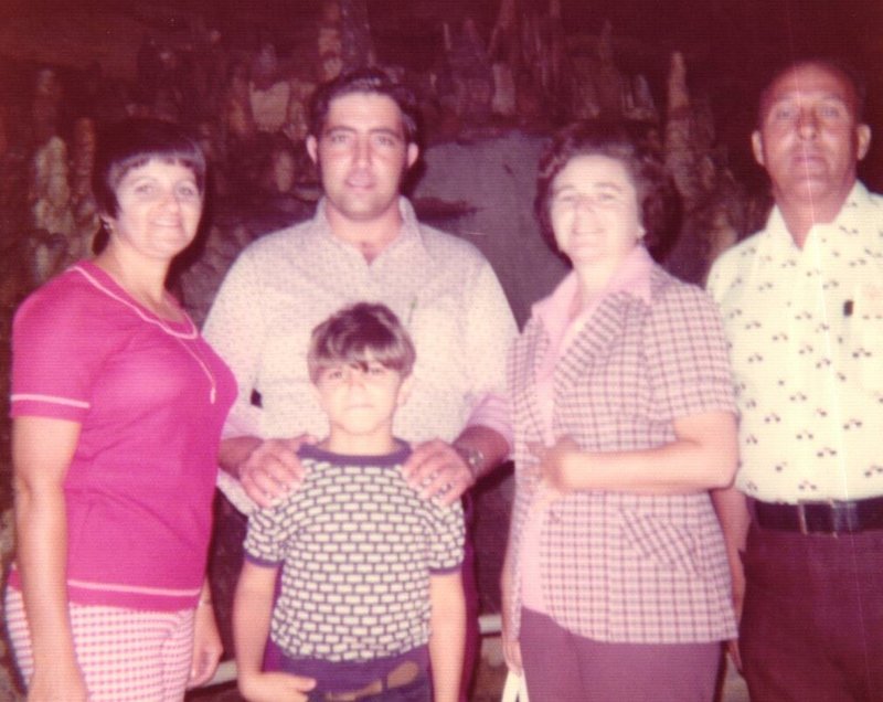 Roger Phillip Holsomback - Photo 54