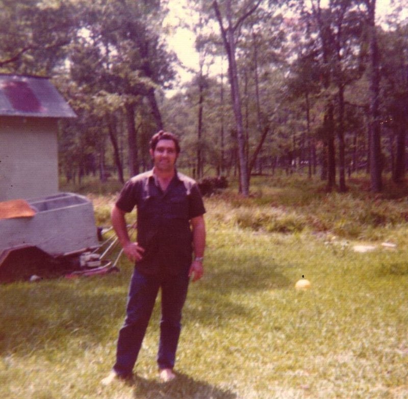 Roger Phillip Holsomback - Photo 77