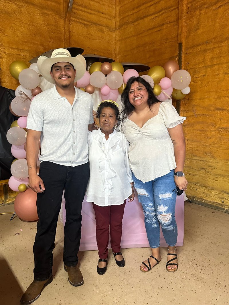 Sanjuana Ibarra - Photo 6