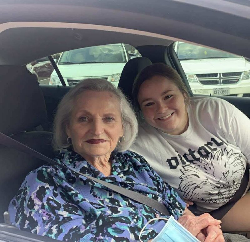 Hilda LaVern Gilbert - Photo 21