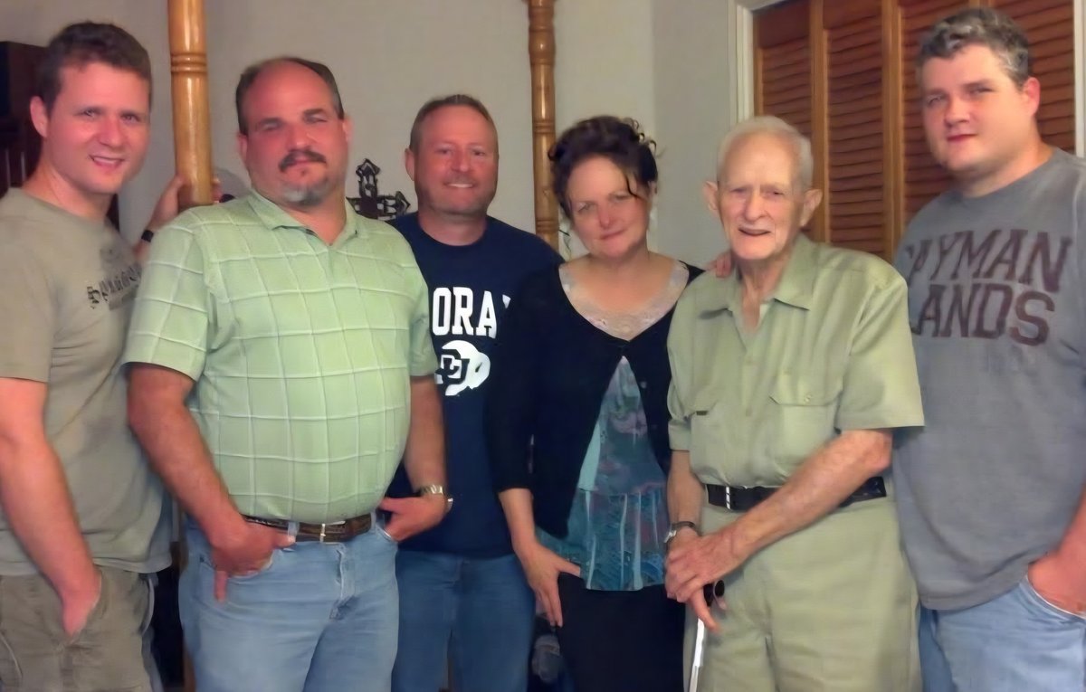 Elmer Ray Hoffpauir — photo 5