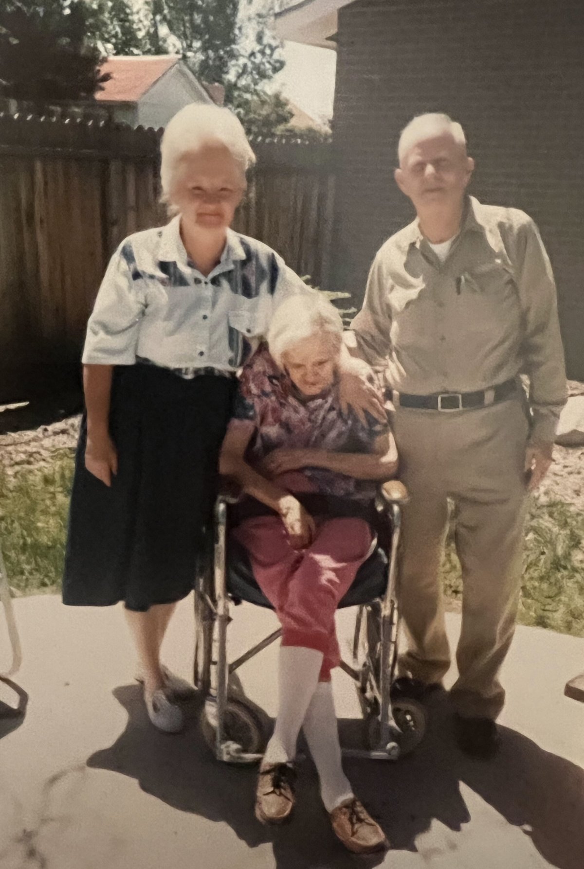 Elmer Ray Hoffpauir — photo 51