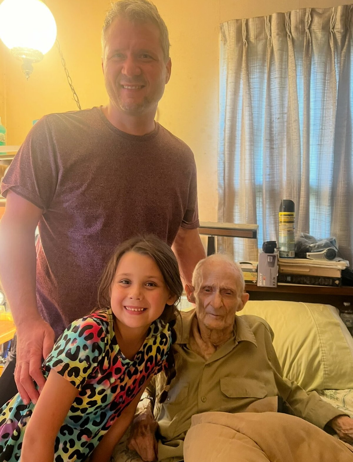 Elmer Ray Hoffpauir — photo 87