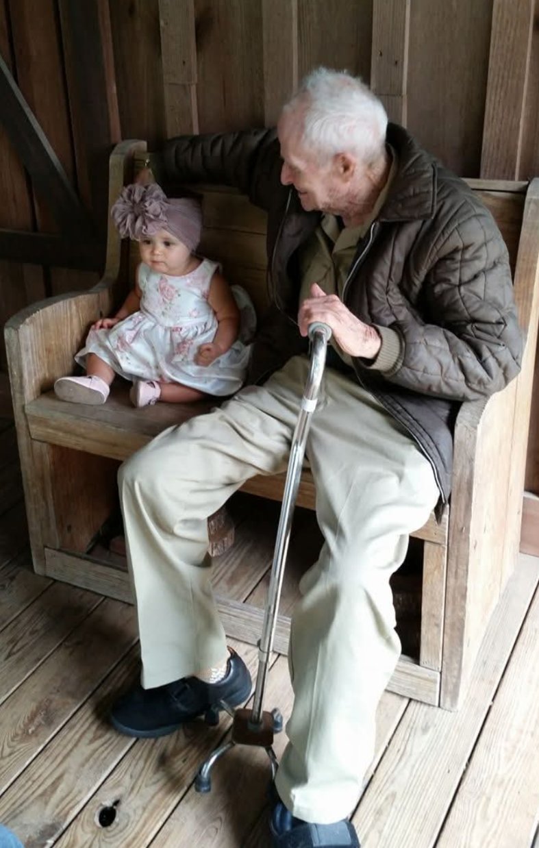 Elmer Ray Hoffpauir — photo 119