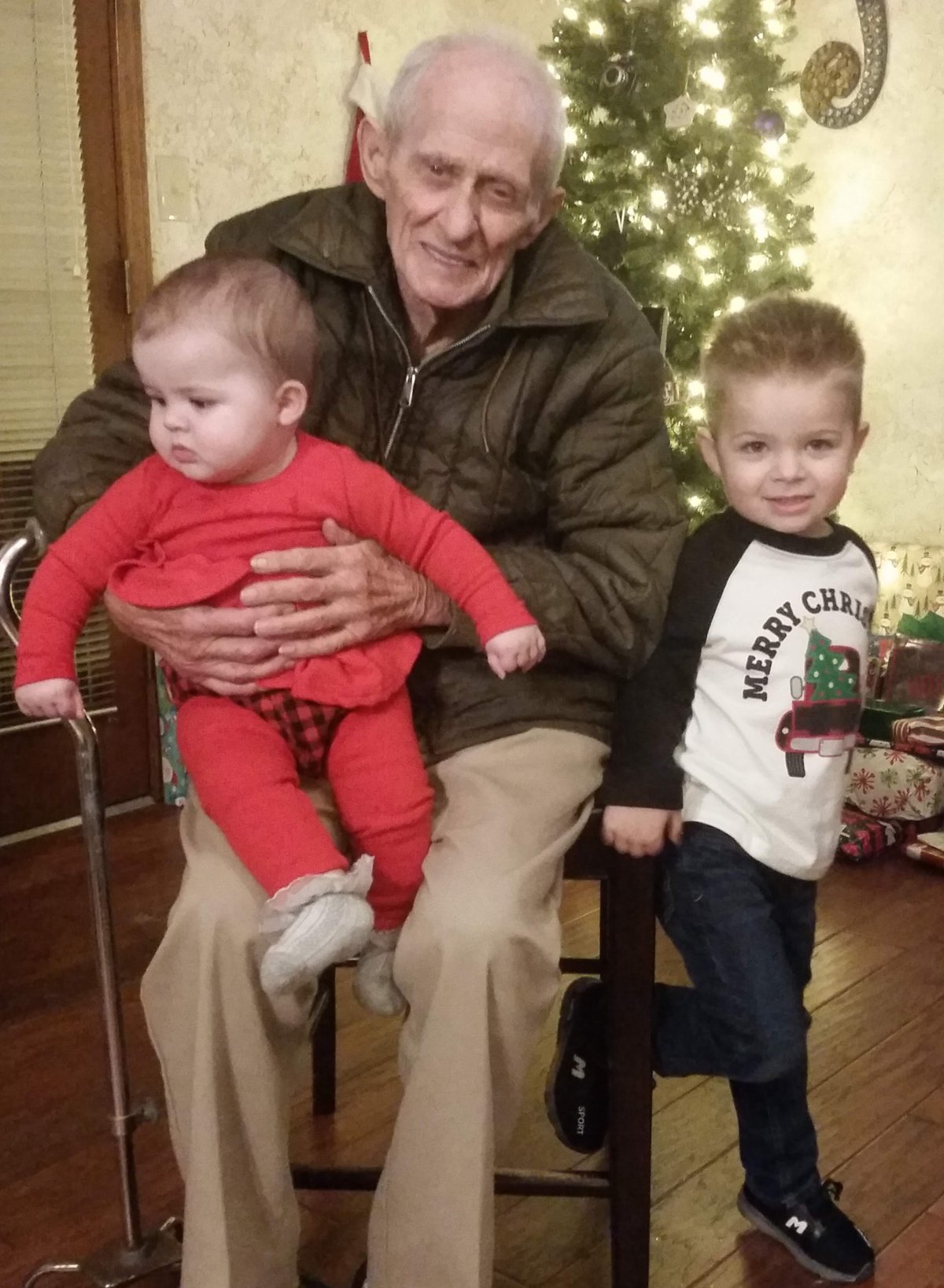 Elmer Ray Hoffpauir — photo 127