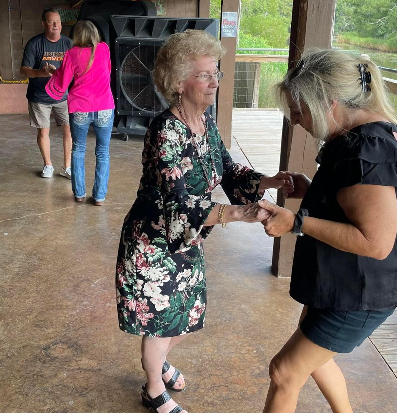 Dorothy Marie Roddam - Photo 36