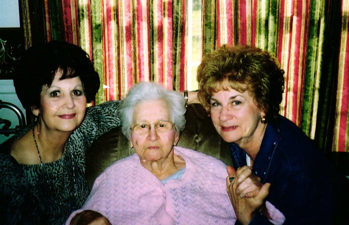 Dorothy Marie Roddam — photo 153