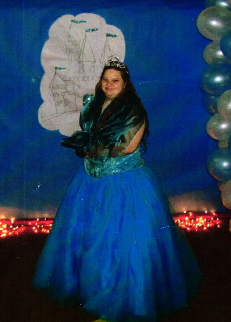 Lauryn Louise James - Photo 82