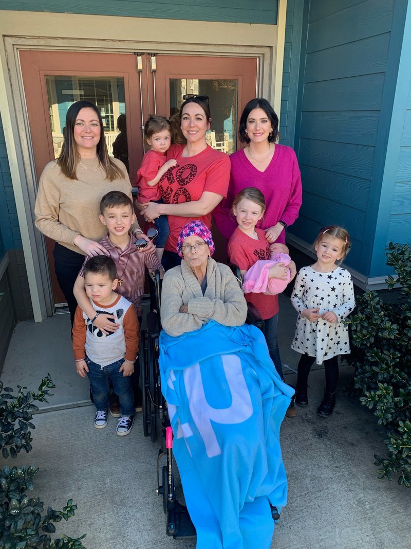 Mary Jane Dixon - Photo 29