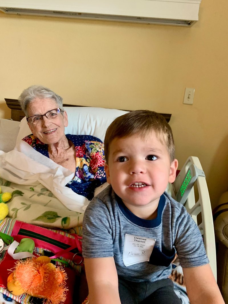 Mary Jane Dixon - Photo 58