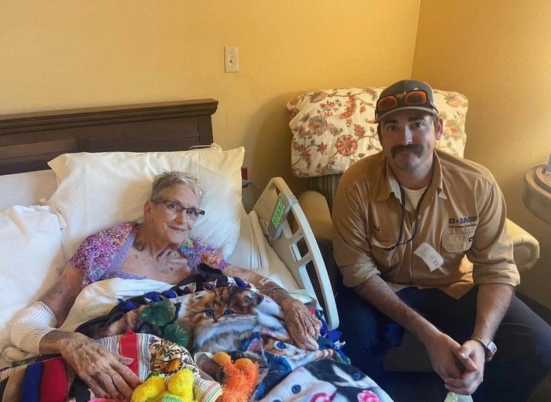 Mary Jane Dixon - Photo 87