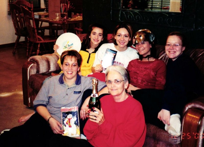 Mary Jane Dixon - Photo 134