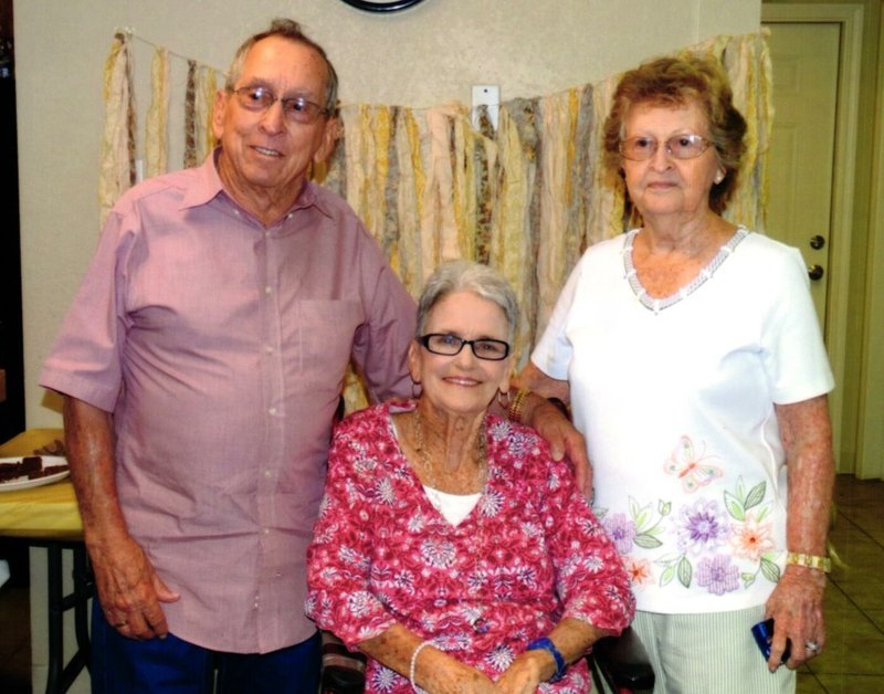 Mary Jane Dixon - Photo 162