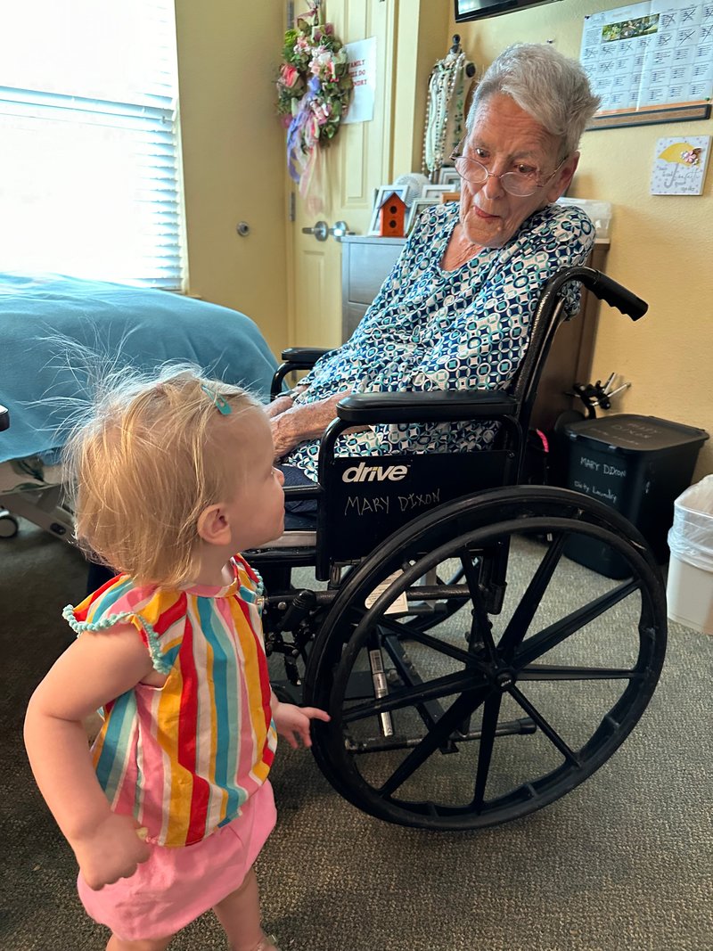 Mary Jane Dixon - Photo 190