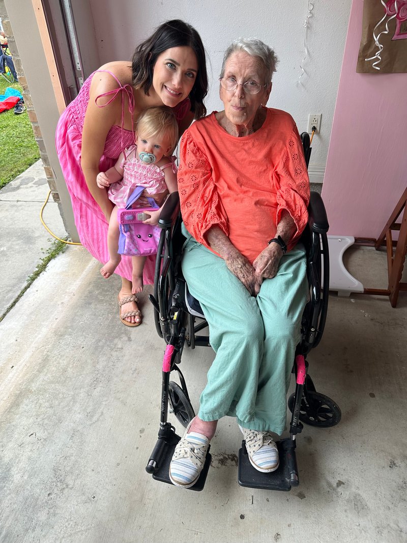 Mary Jane Dixon - Photo 212