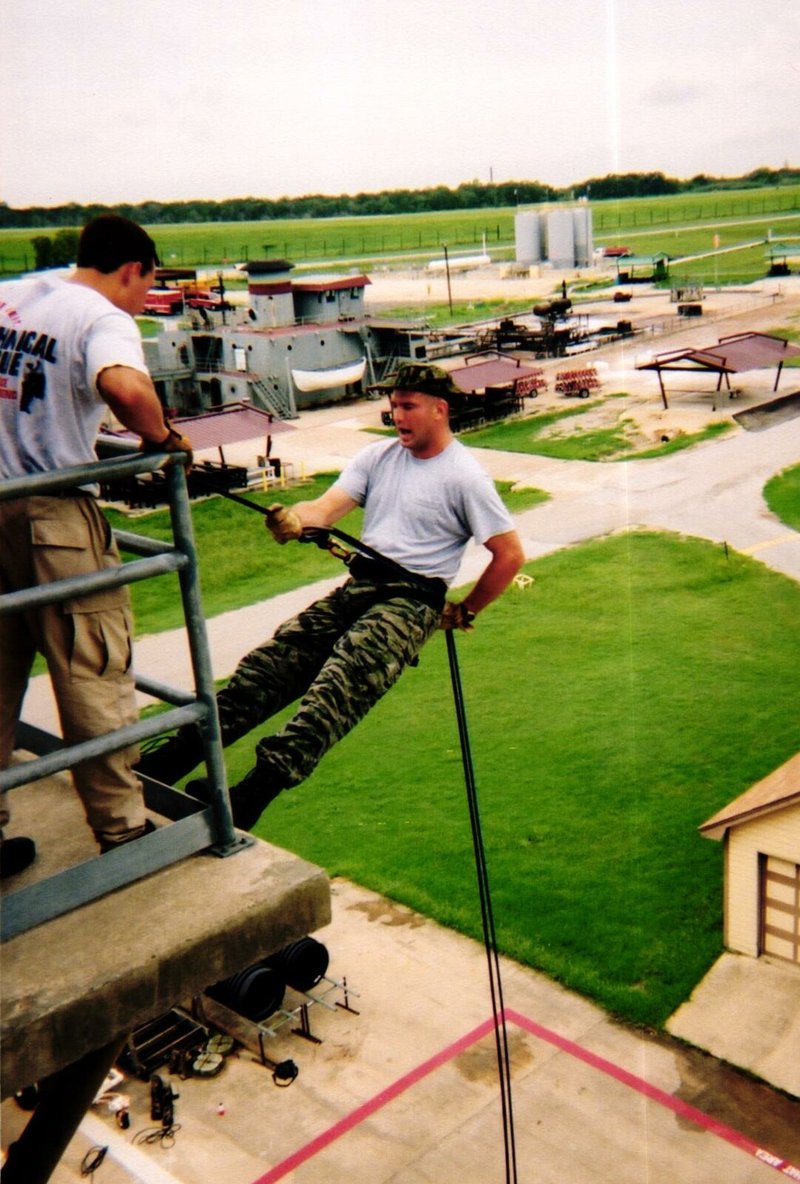 Jason Lee Laughlin - Photo 29