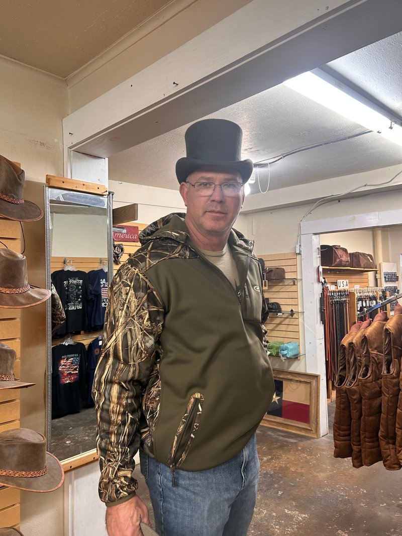 Jason Lee Laughlin - Photo 113