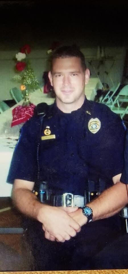 Jason Lee Laughlin - Photo 121