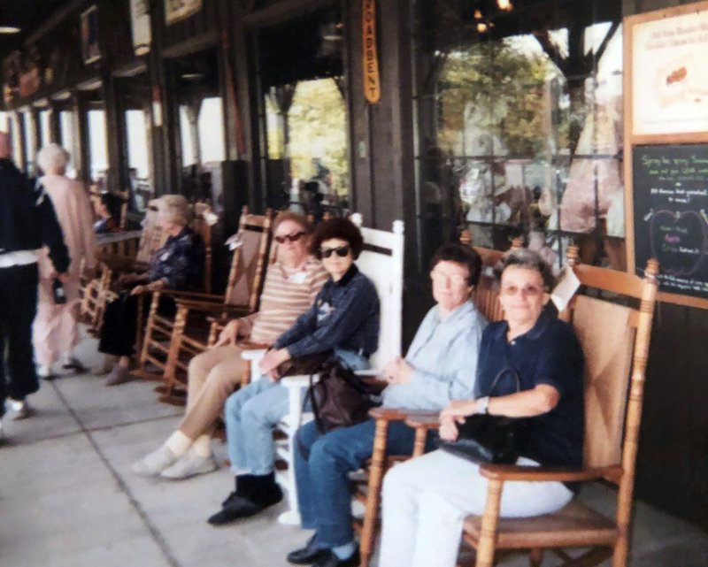 Thelma Lee Laughlin - Photo 62