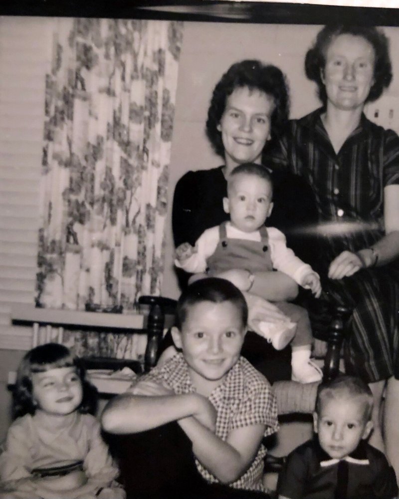 Thelma Lee Laughlin - Photo 114