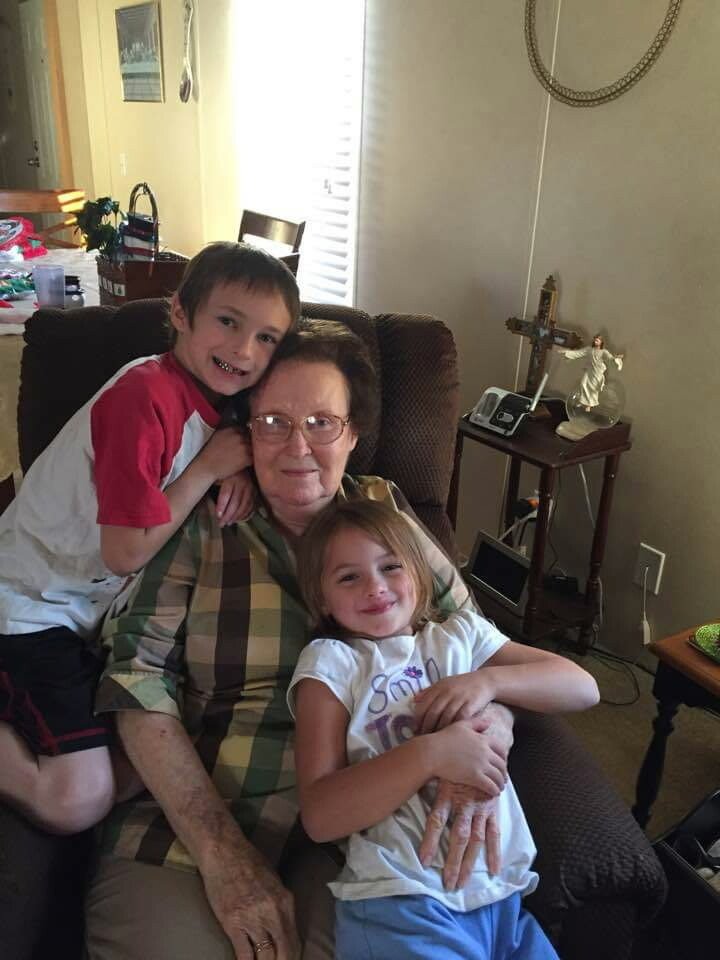 Thelma Lee Laughlin - Photo 191