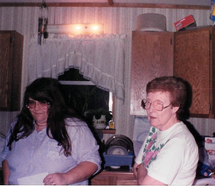 Thelma Lee Laughlin - Photo 204